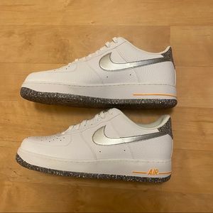 Nike White Air Force 1 07 LV8